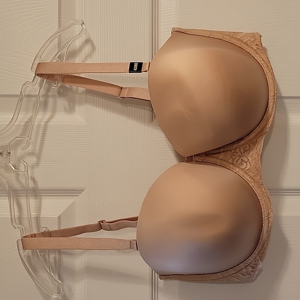Torrid Strapless Lightly Lined Smooth Straight Back Bra in Nude- Size 42…